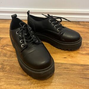 Black Platform Lace-Up Shoes